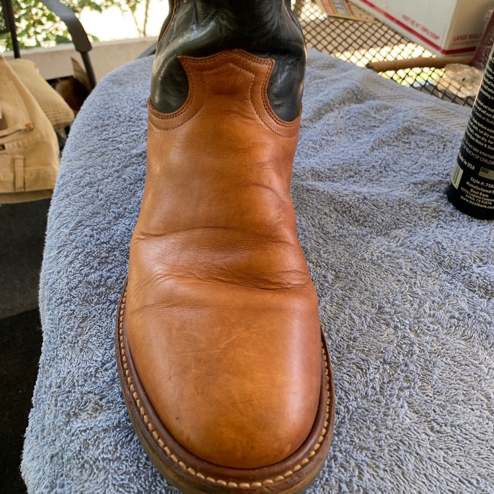 Hot! Justin 12 D ropers! Good condition.
